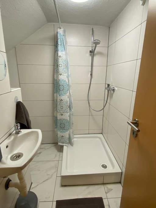 Gaestewohnung In Γκούνζμπουργκ Εξωτερικό φωτογραφία